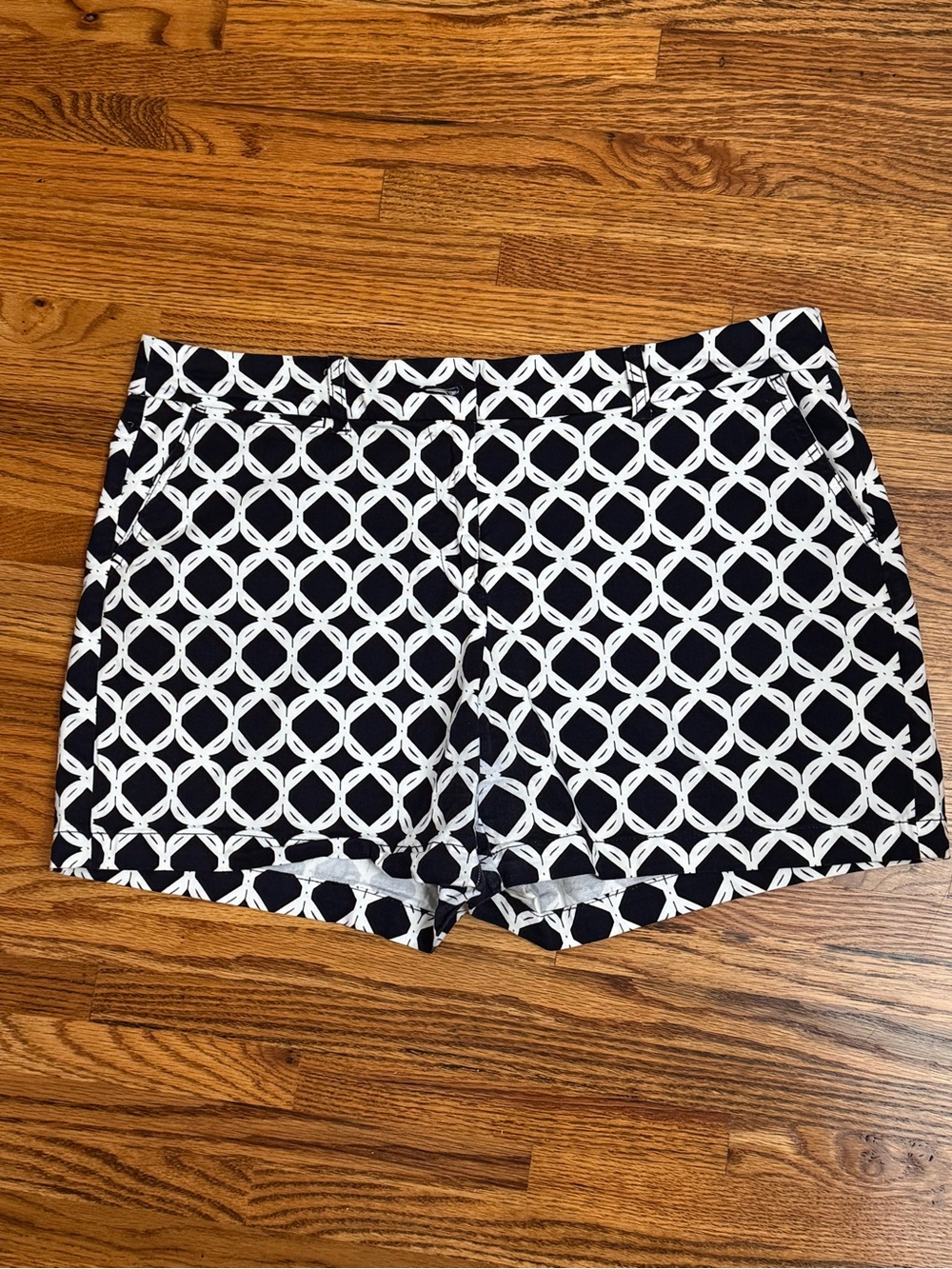 crown & ivy Black and White Geometric Bermuda Shorts